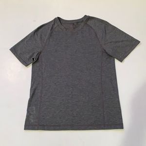 Lululemon men’s top